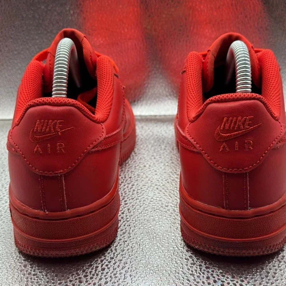Size 5.5Y Nike‎ Air Force 1 LV8 GS Kids University Red Sneakers DM8875-600